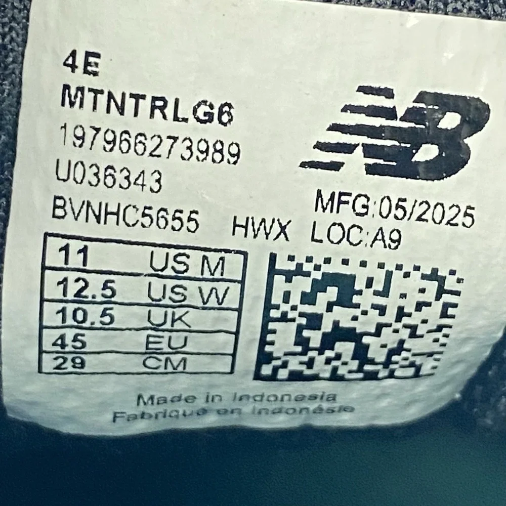 New Balance Sneakers Mens 11 4E DynaSoft Nitrel V6 MTNTRLG6 Black Trail Shoes